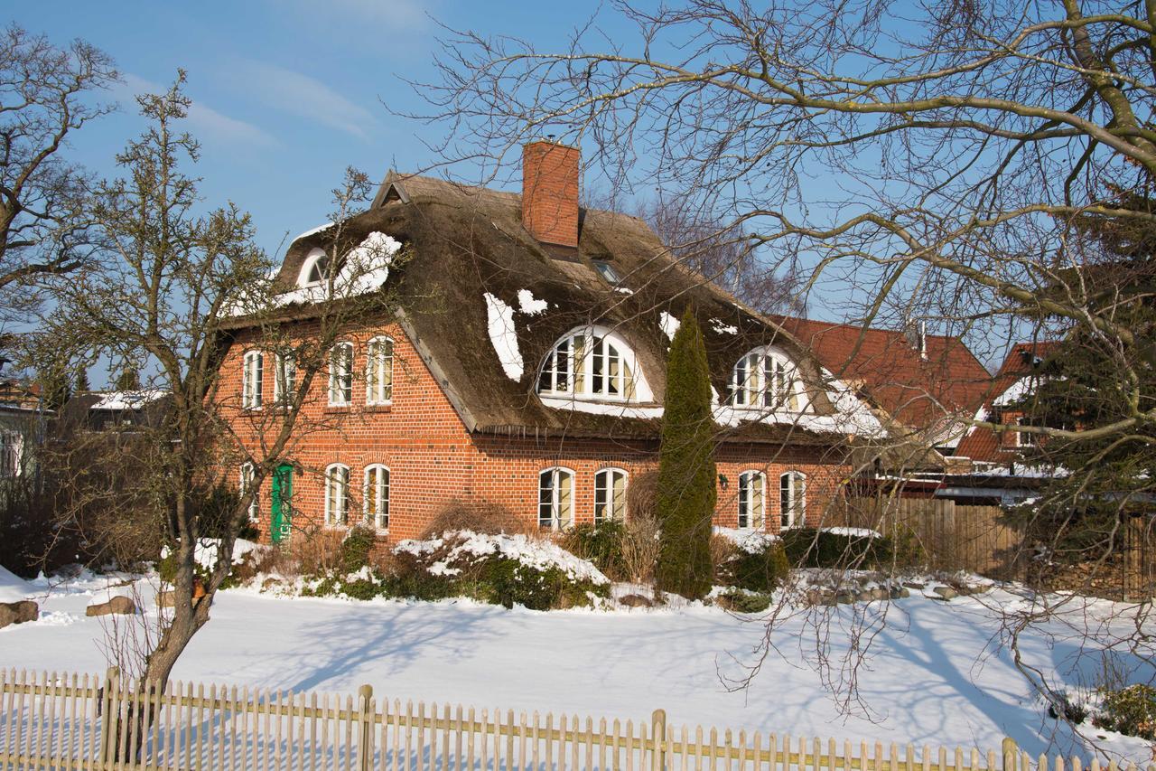 Landhaus Am Deich 미델하겐 외부 사진